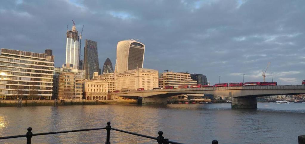 Modern Deluxe 1 Bed Apartment Bermondsey London Bridge Exterior foto